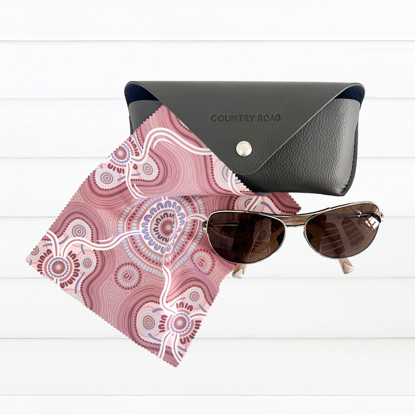 Indigico Aboriginal Art Microfibre Lens and Screen Cloth - 'Ripples of the Matriarchs' print